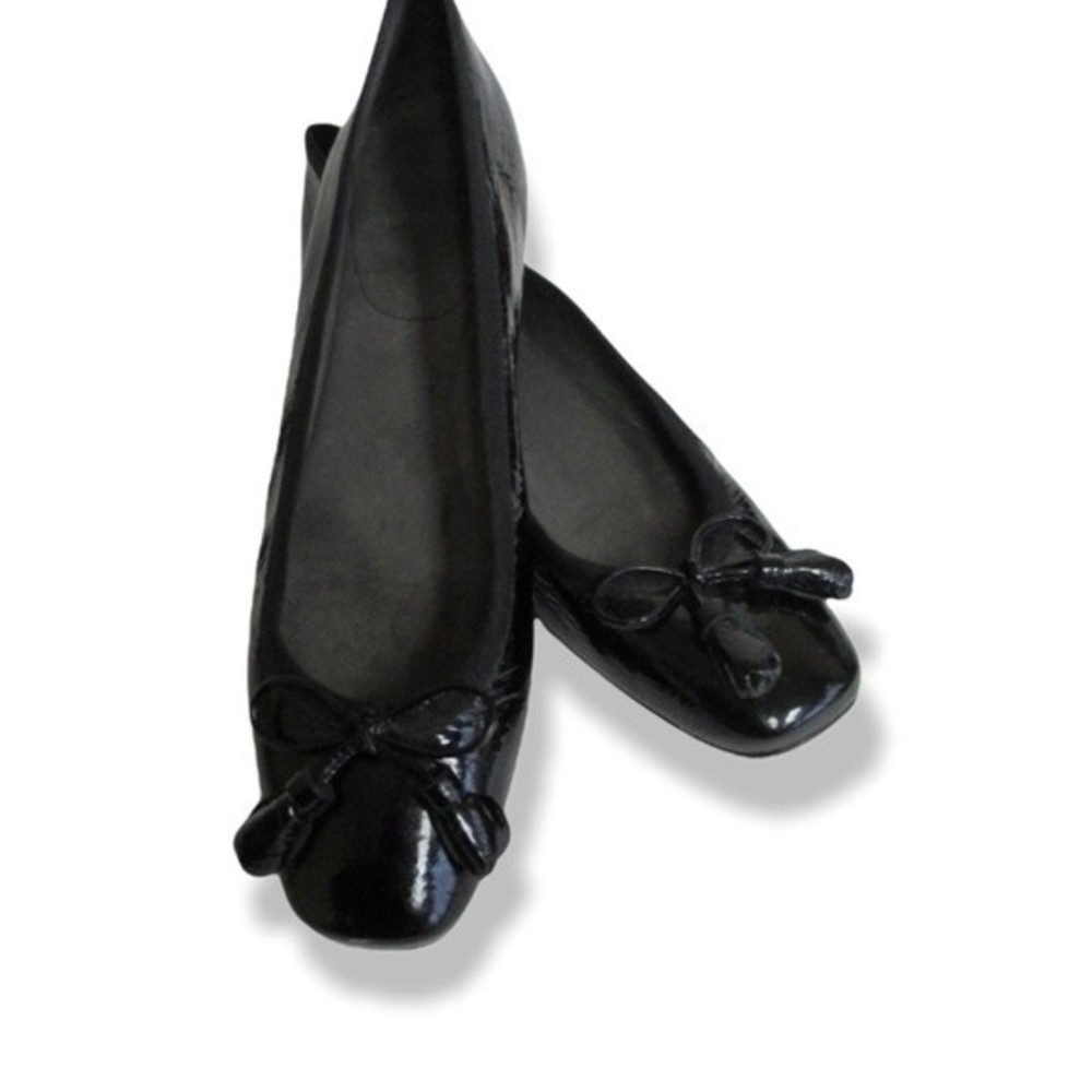 Stuart Weitzman Patent Leather Black Flats